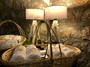Italienske lagner fra Frette, premium-sengetøj, dundyner