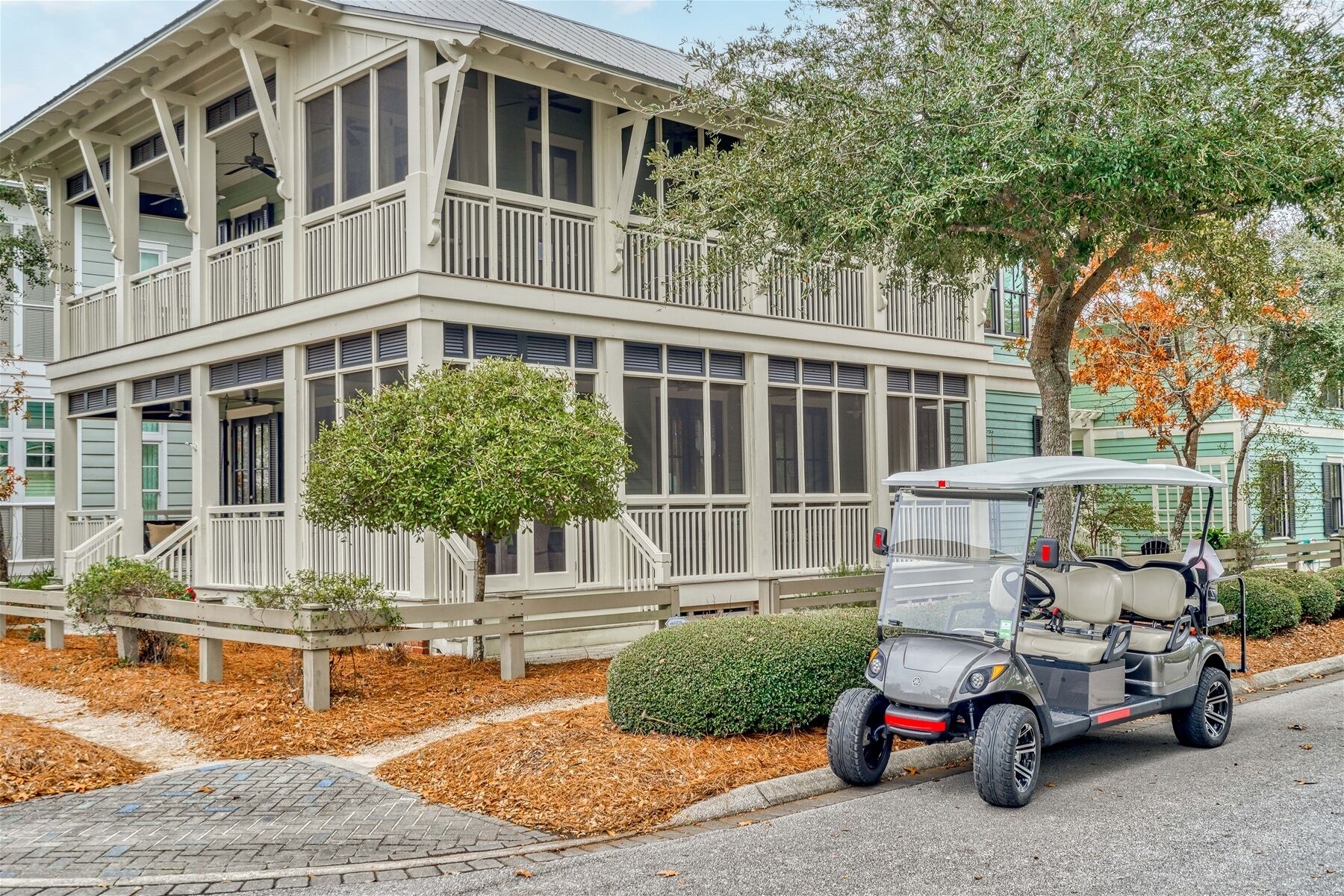 Coastal Chic WaterColor Home Near Frog Pool with 2 Masters and 6 Passenger Golf Cart