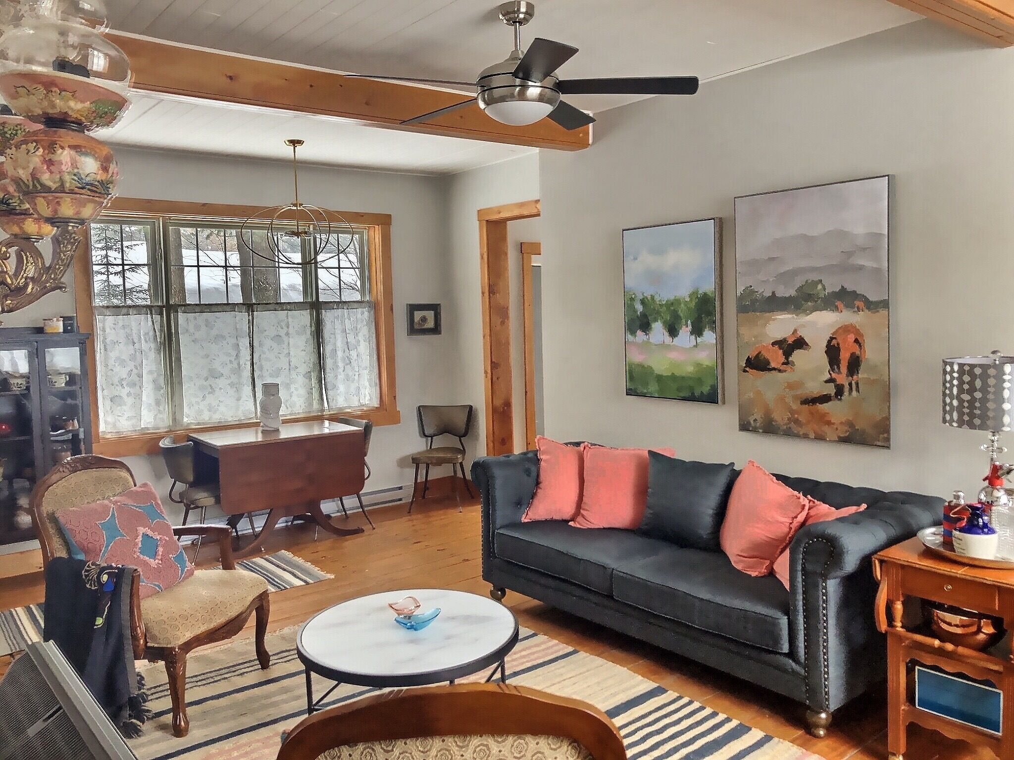 La Petite Maison is a charming quiet home surrounded by trees