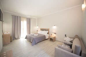 1 bedroom, in-room safe, free WiFi, bed sheets - Erikousa Palace Studio 10 (Ereikoussa)