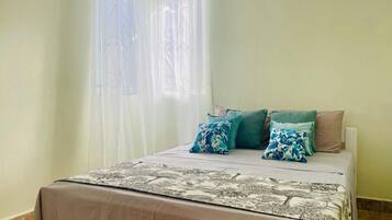 4 chambres, fer et planche Ă repasser, lit parapluie, Wi-Fi gratuit