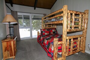 1 bedroom, Internet, bed sheets