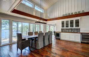 تناول الطعام