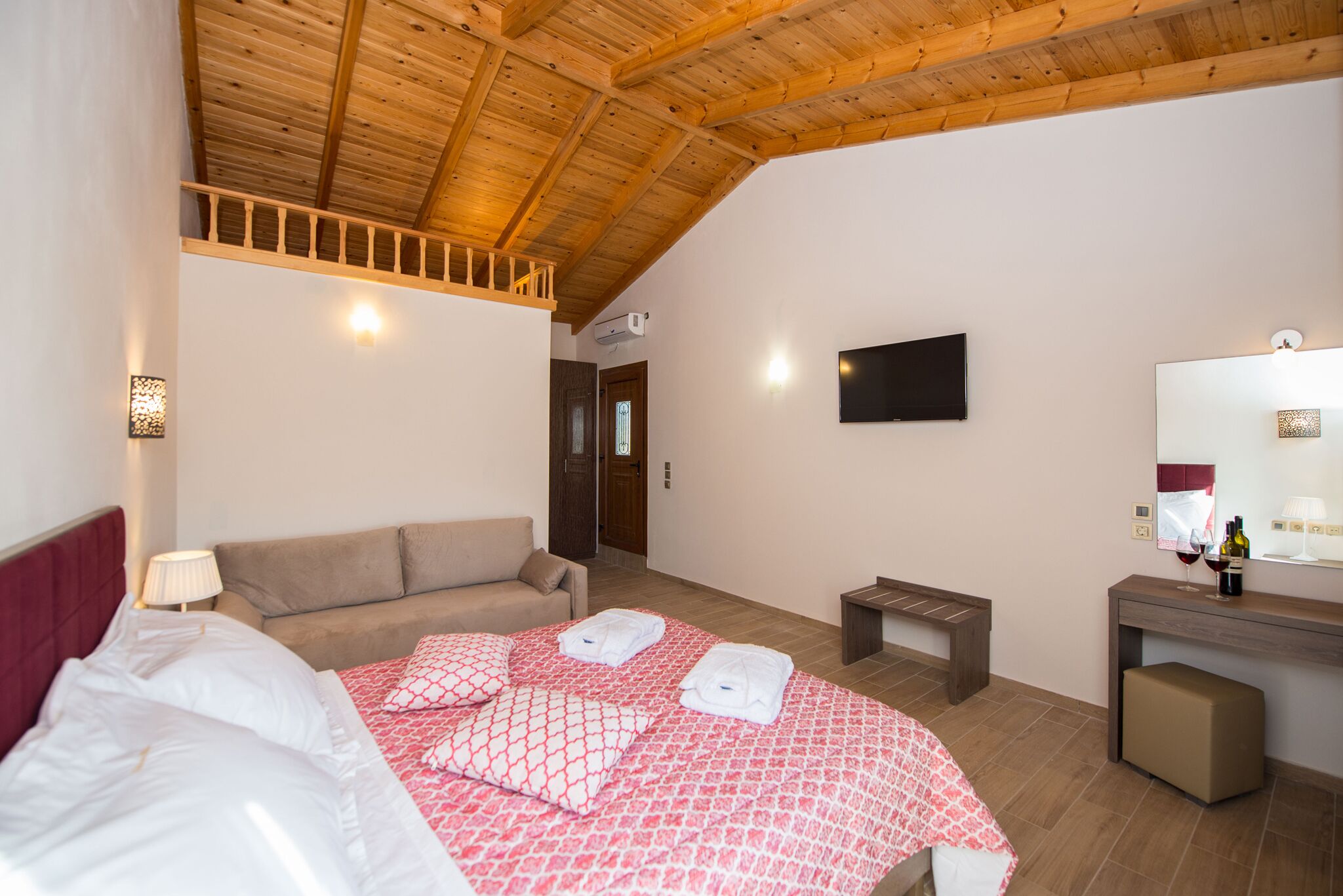 Erikousa Palace Martha σουίτα 5S