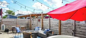 Stylish Downtown Solar Home w/ Hot Tub & Billiards