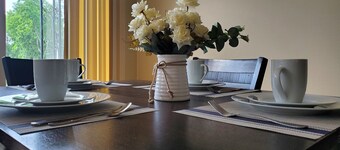 private1 bed 1 bath free parking coffee cozy