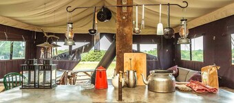 미디험 팜 - 로그 캐빈