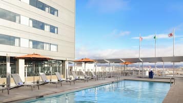 Seasonal outdoor pool