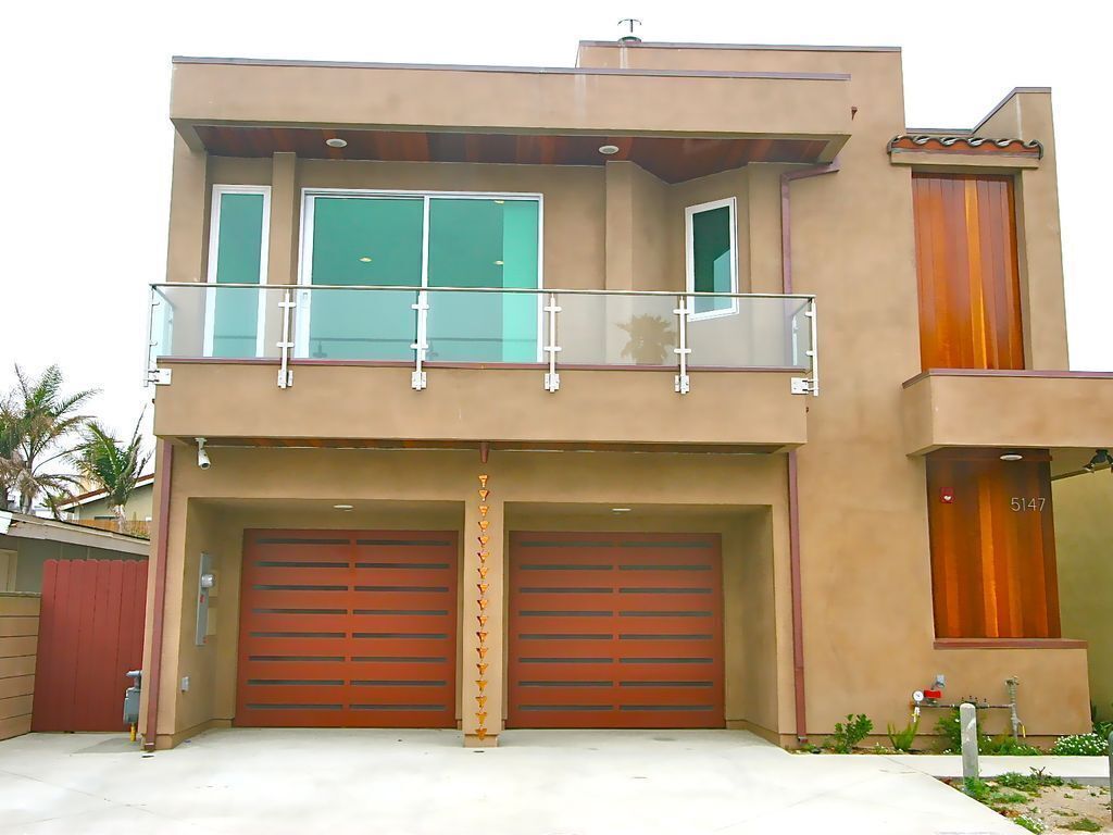 Modern beach house pet friendly