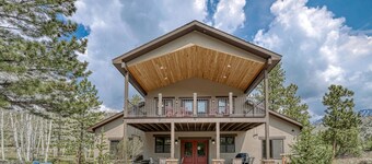 Dog friendly Monarch Retreat & Cottage