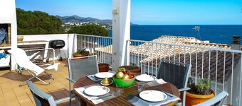 Apartment El Niu by Interhome