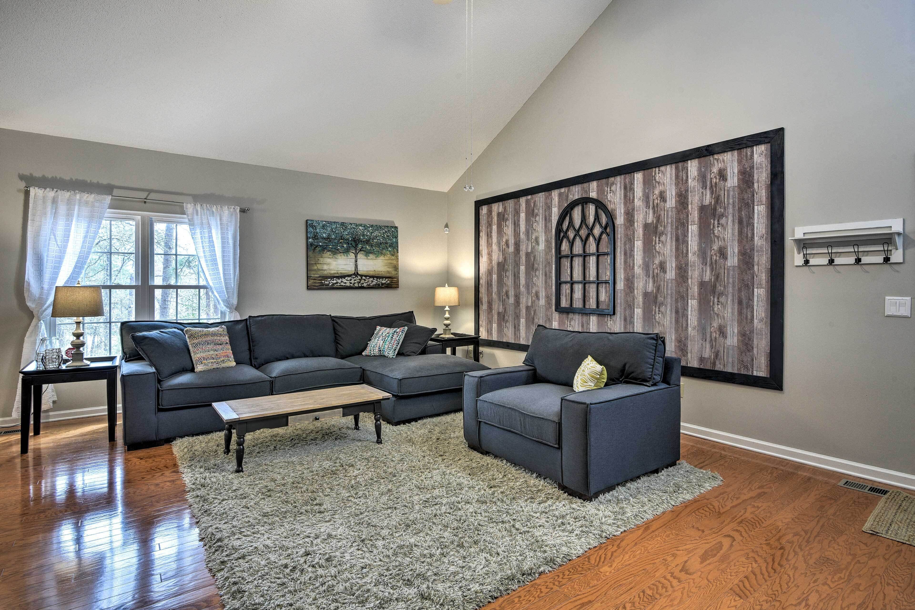 Pinehurst Condo ~ 2 Miles to Downtown & Resort!