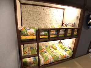 Apartment | Children's theme room