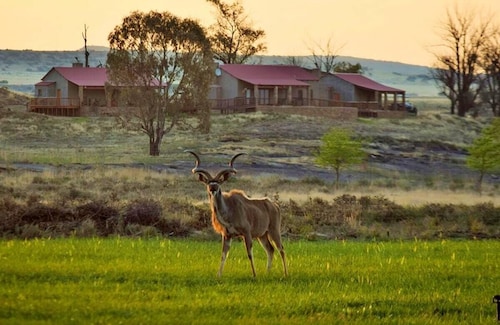 Gannabos Guest House
