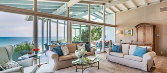 Surfers Paradise - The Ultimate Ocean View Above Shoreline Drive