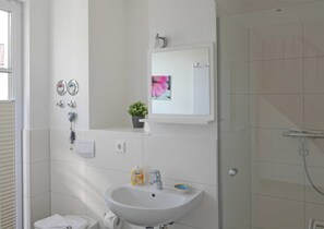 Unclassified image, 2 of 14, button - Baabe Inselparadies Fewo Leuchtturm Ref. 213719 u 6 - Fewo Leuchtturm Ref. (Sellin)