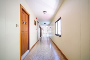 Hallway - OYO 917 PK Residence Pattaya (Pattaya)