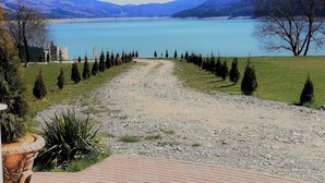 Danau