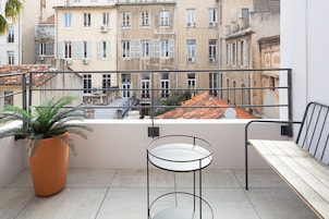 Studio DOUILLET 1/2 pers avec terrasse | 露台