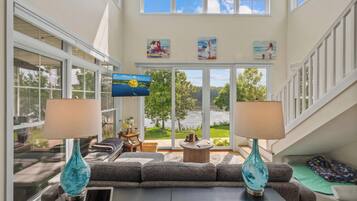 TV, computer monitors