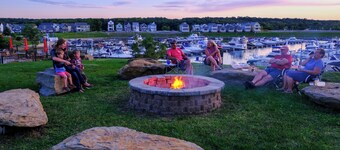Bow Wow on the River | 1 Bed, 1.5 Bath