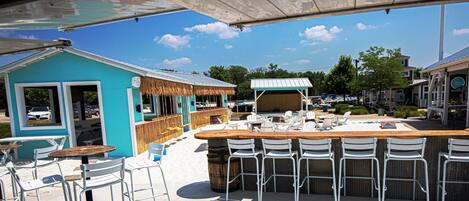 屋外ダイニングエリア