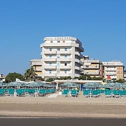 Esterni