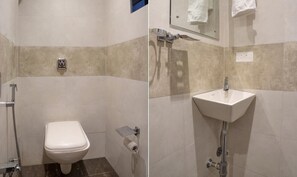 Deluxe Double Room | Bathroom