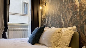 Deluxe Room, City View | 1 bedroom, minibar, individually decorated, individually furnished