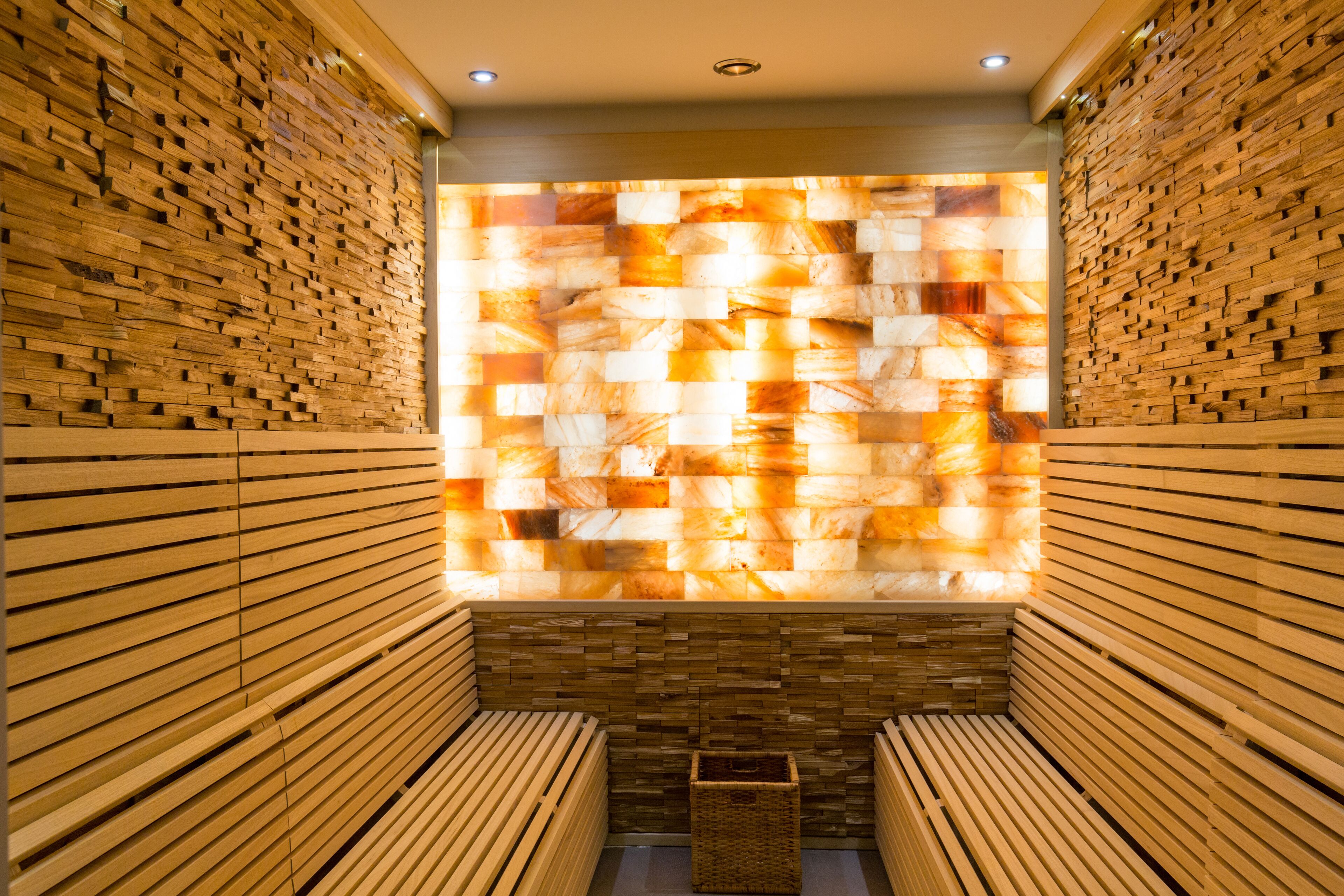 sauna, hot tub, hot springs/mineral springs, turkish bath/hammam