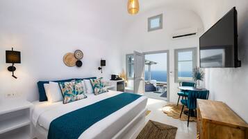 Suite Superior, vista mare (heated plunge pool, jacuzzi) | Biancheria in cotone egiziano, biancheria da letto di alta qualità