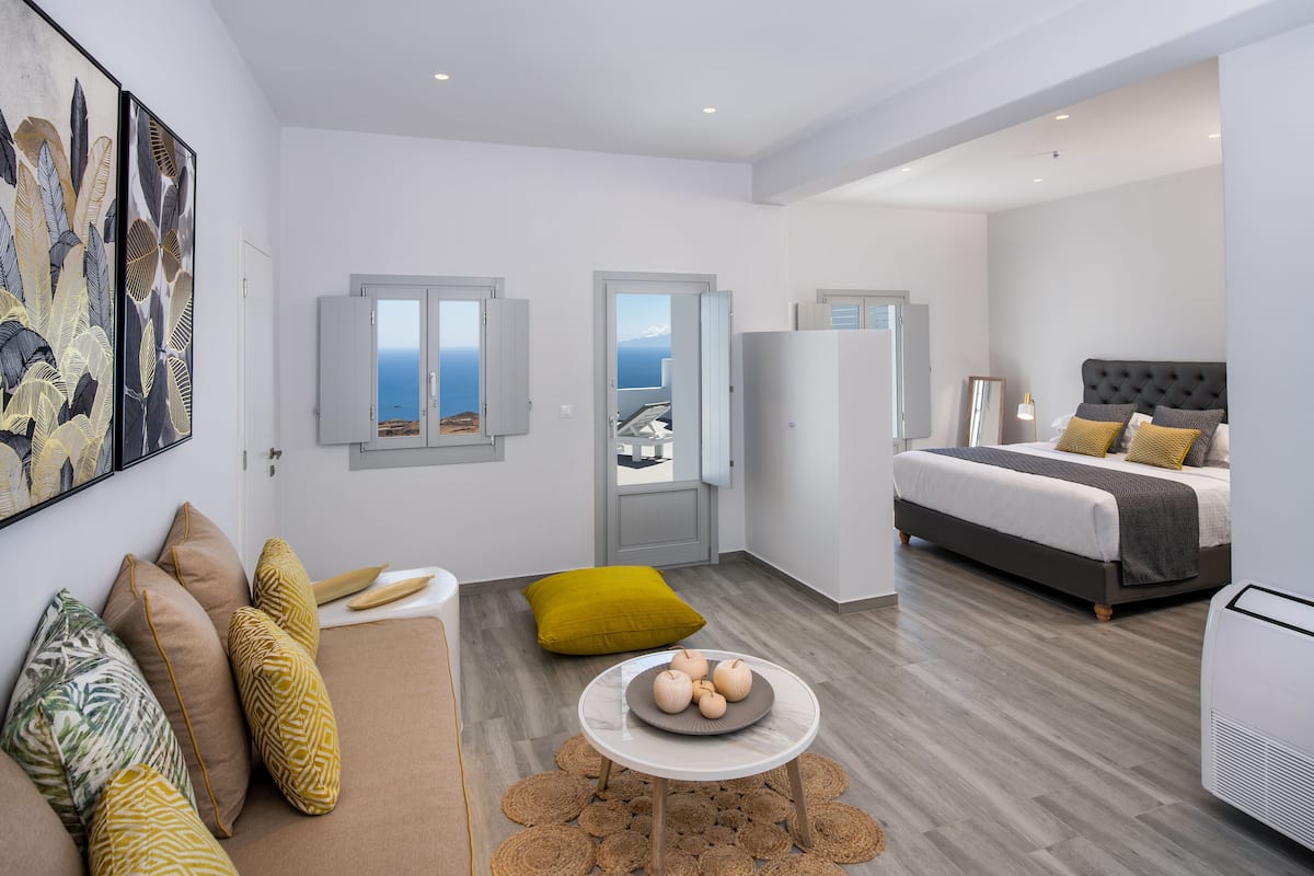 Deluxe Sea View Suite with Private Pool | 1 dormitorio, sábanas de algodón egipcio, ropa de cama de alta calidad