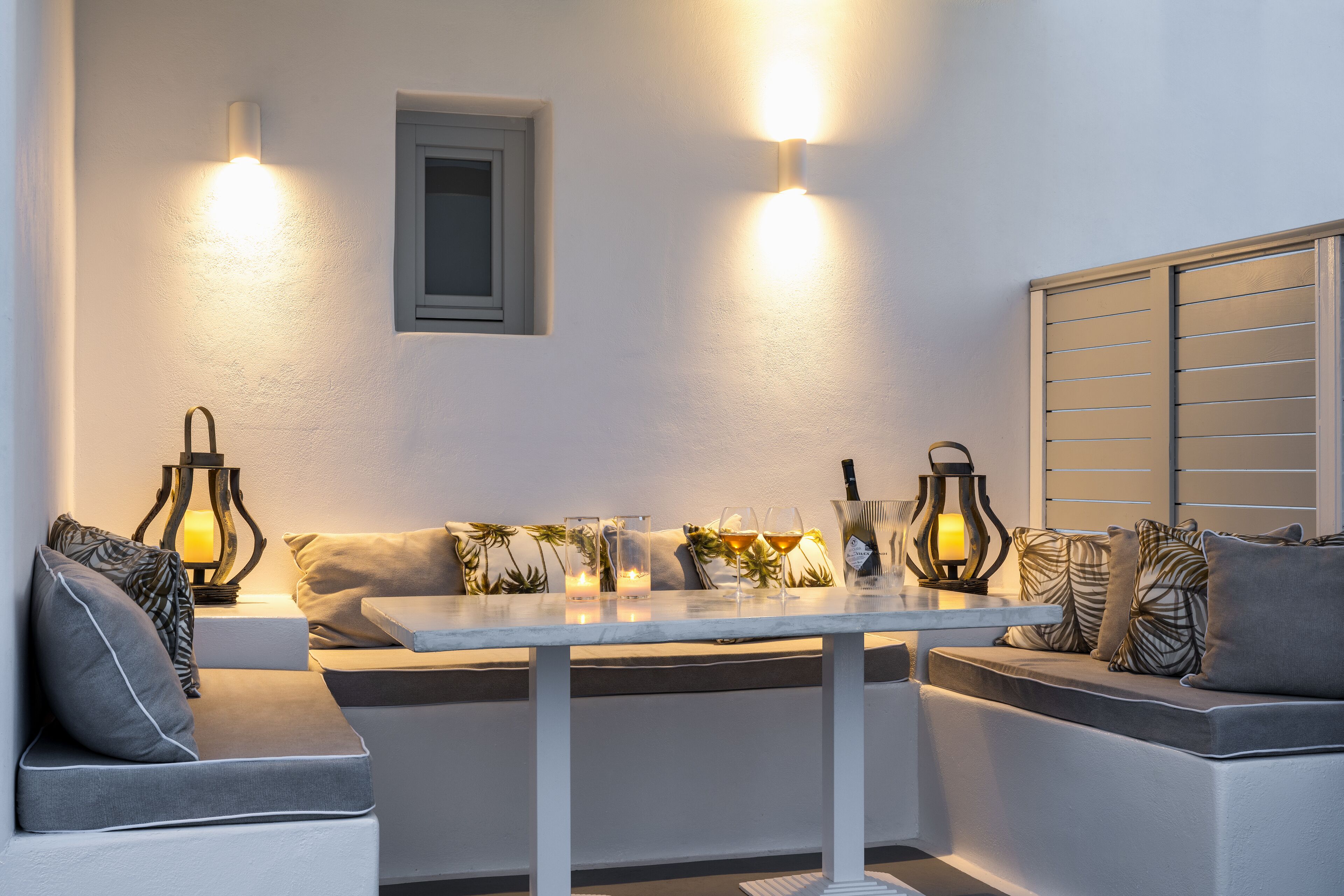 1 bedroom grande suite, heated private pool & sea view | terrace/patio