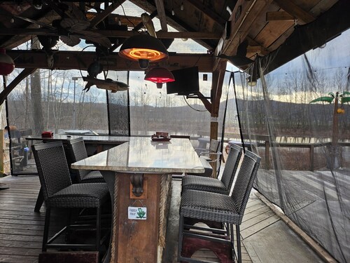 Loads of amenities, Riverfront, Near Smoke Hole, Seneca, Dolly Sods, Blackwater