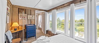 Country Lodge for 18, With Pool and Pond, Near Ark