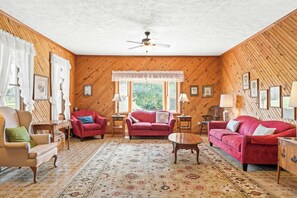 Unclassified image, 5 of 34, button