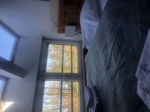 Double Room | Living area | Flat-screen TV