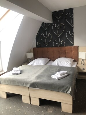 Apartemen | 1 kamar tidur, minibar, brankas, dan meja kerja