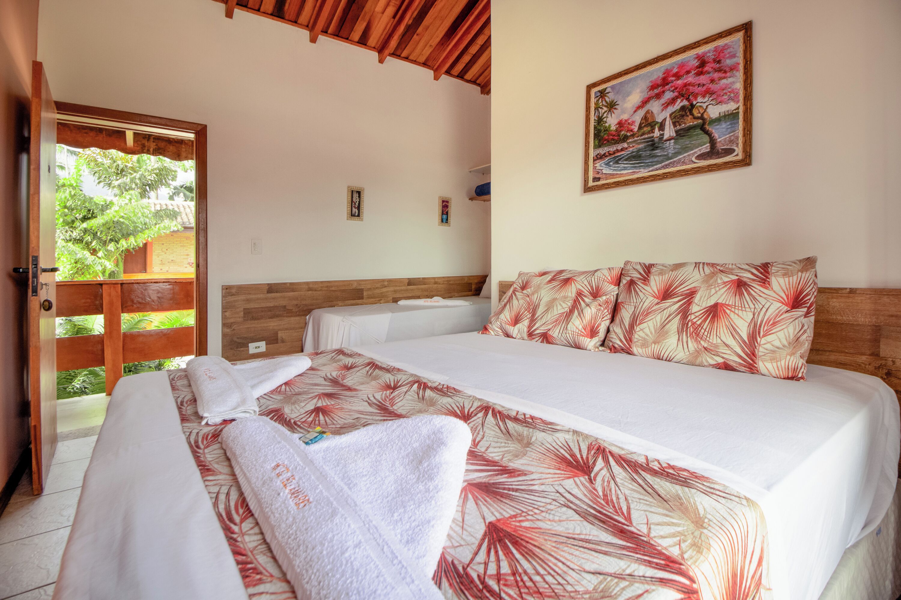 Photo - Hotel Dellamares