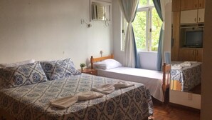 Family House, Accessible | 6 bedrooms, premium bedding, blackout drapes, WiFi (free) - Jardim Secreto - Hostel (Rio de Janeiro)