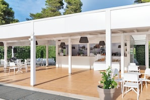 Poolside bar - VOI Daniela Essentia (Otranto)