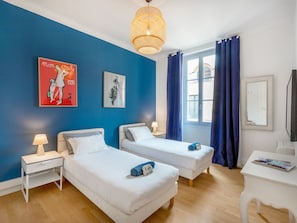 3 chambres, fer et planche Ă repasser, Wi-Fi, draps fournis