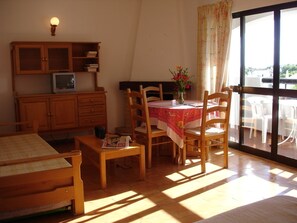 Matelas Select Comfort, fer et planche à repasser