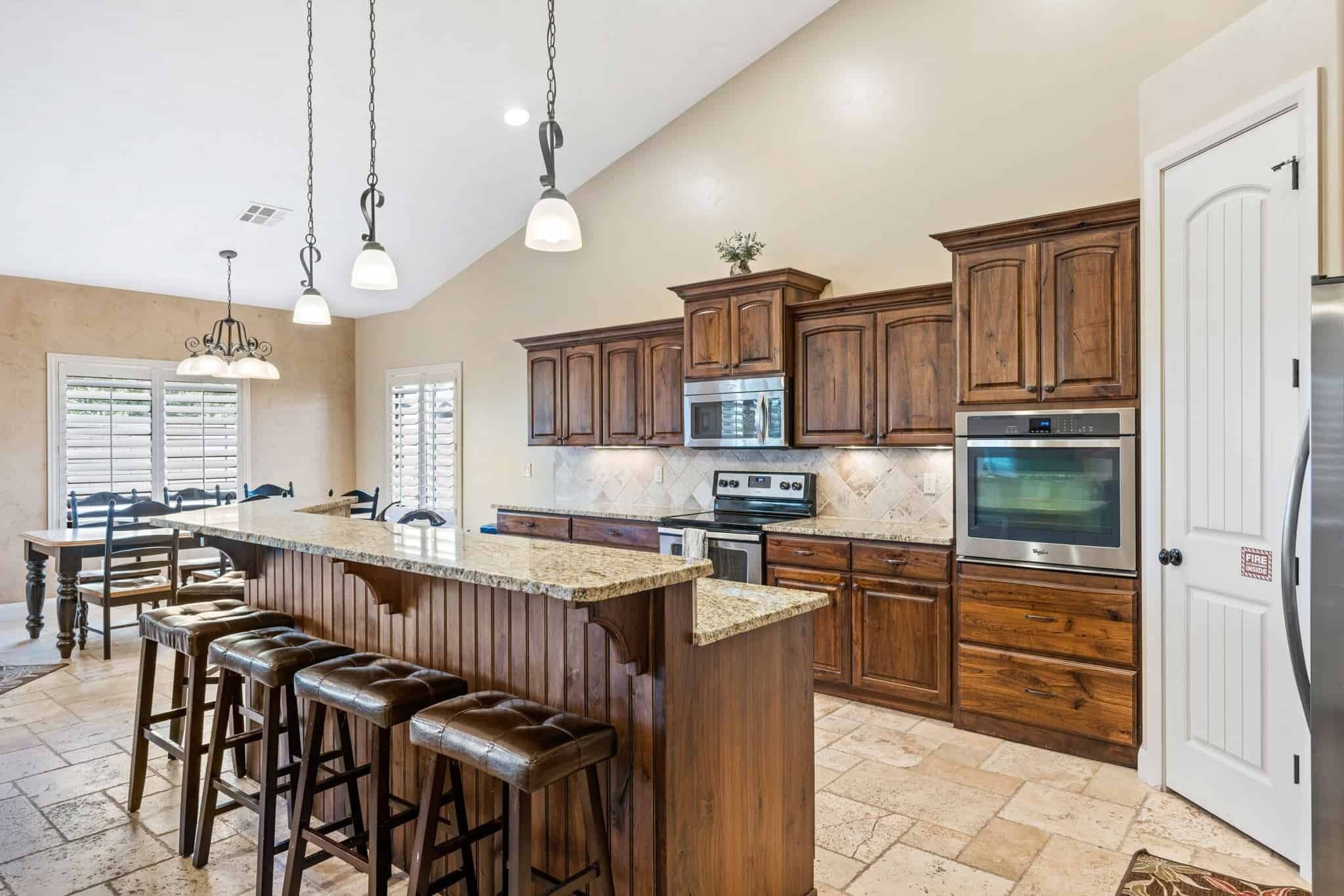 Escondido - PRIVATE POOL - Foosball and Ping Pong