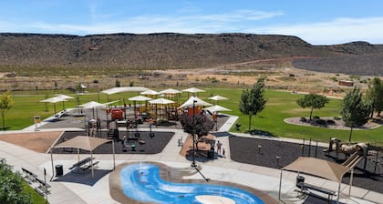 Escondido - PRIVATE POOL - Foosball and Ping Pong