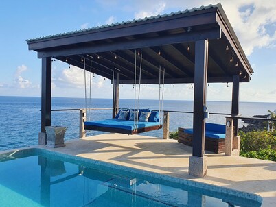 French Harbor Suite  (King Suite)