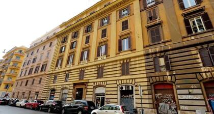 Prince Umberto Street 28