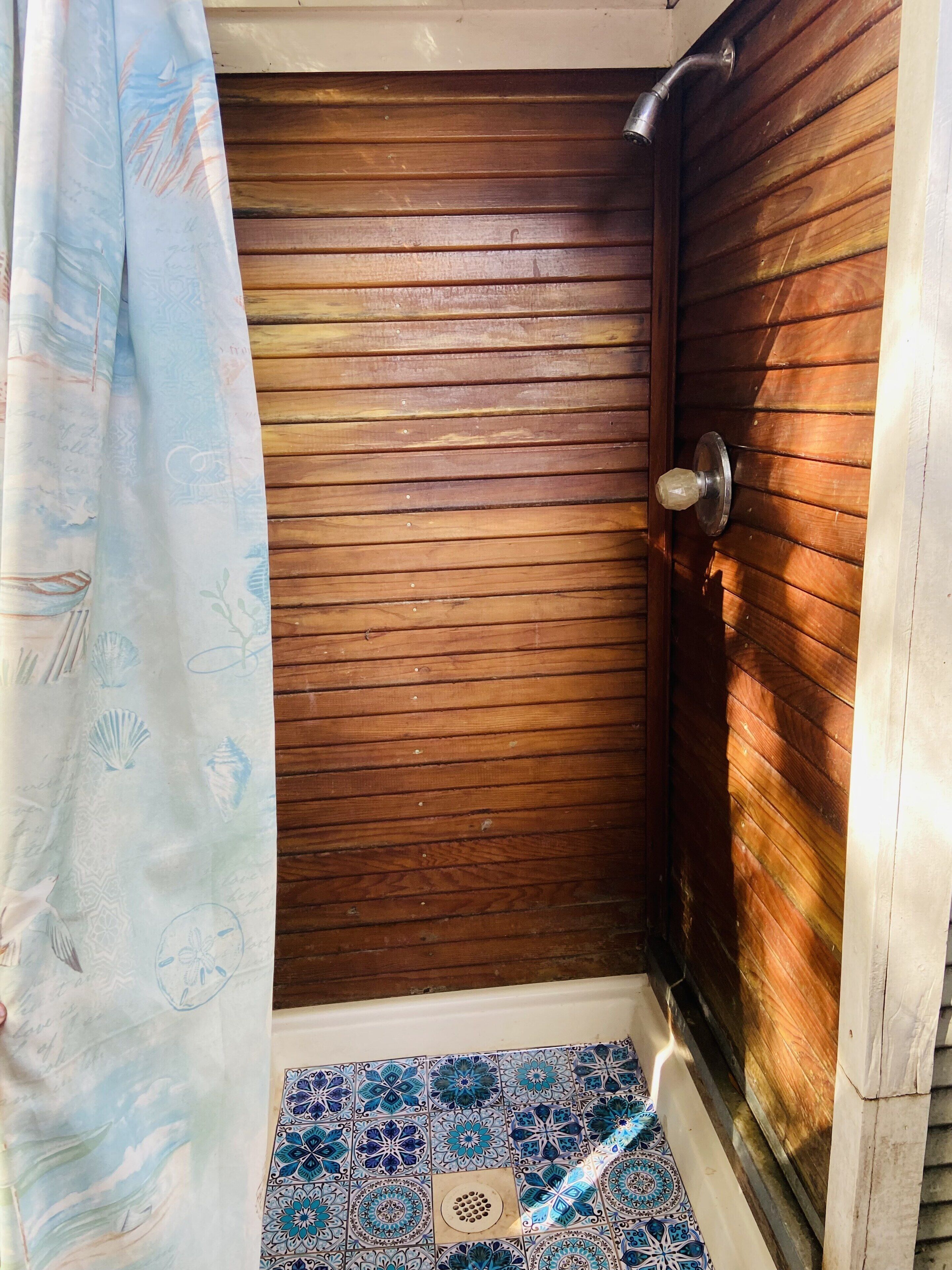 Shower, towels, soap, shampoo