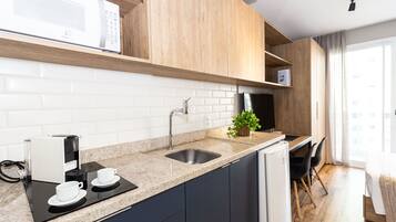 Standard Studio (352937) | Private kitchen | Fridge, microwave, coffee/tea maker, toaster