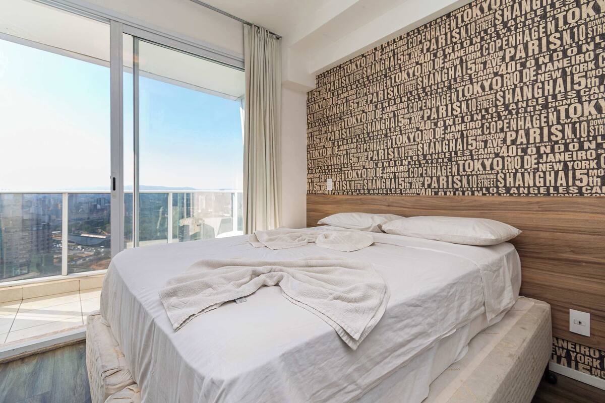 Standard Studio, Non Smoking | Premium bedding, desk, laptop workspace, blackout drapes